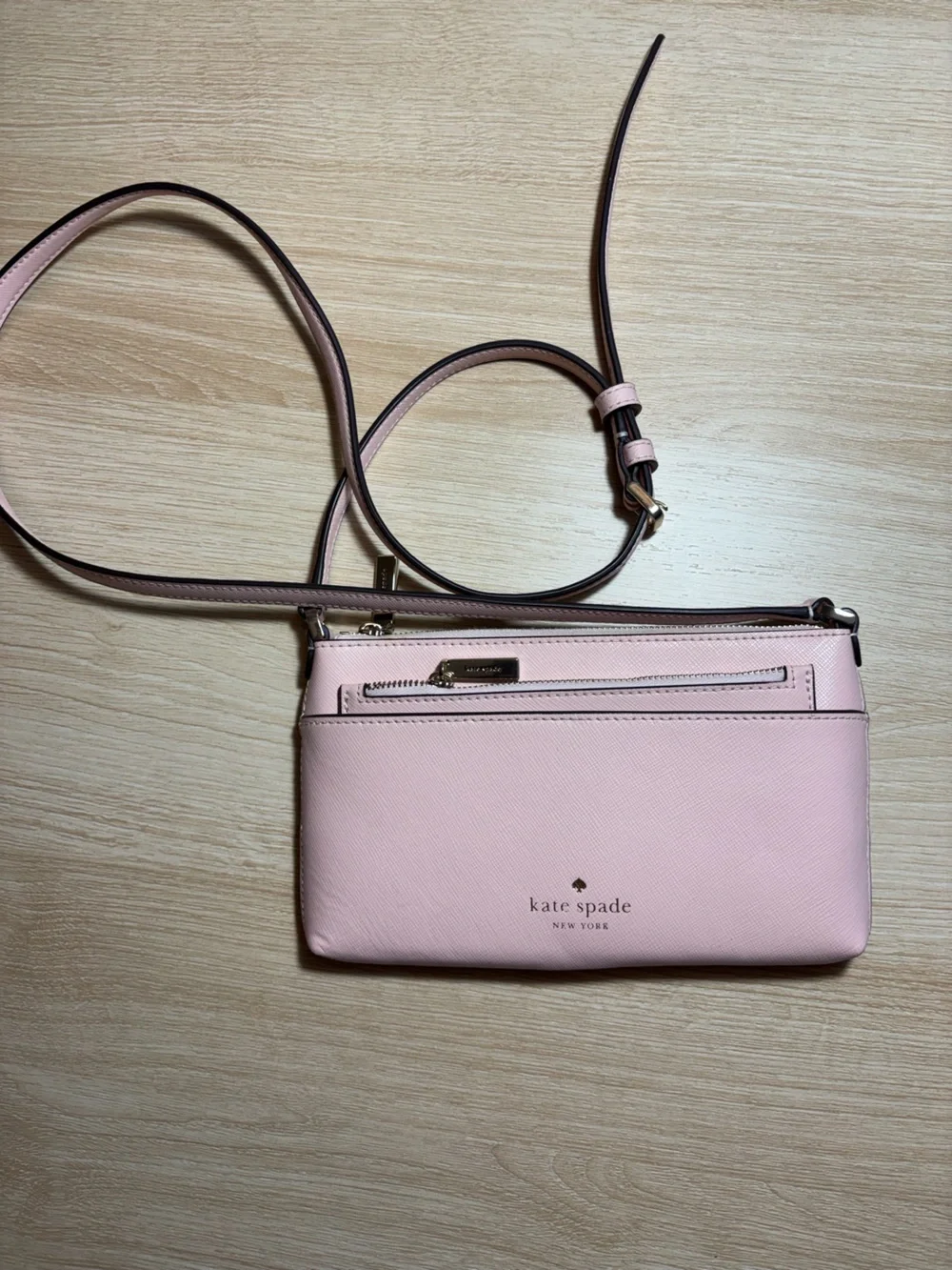 kate spade lightweight saffiano